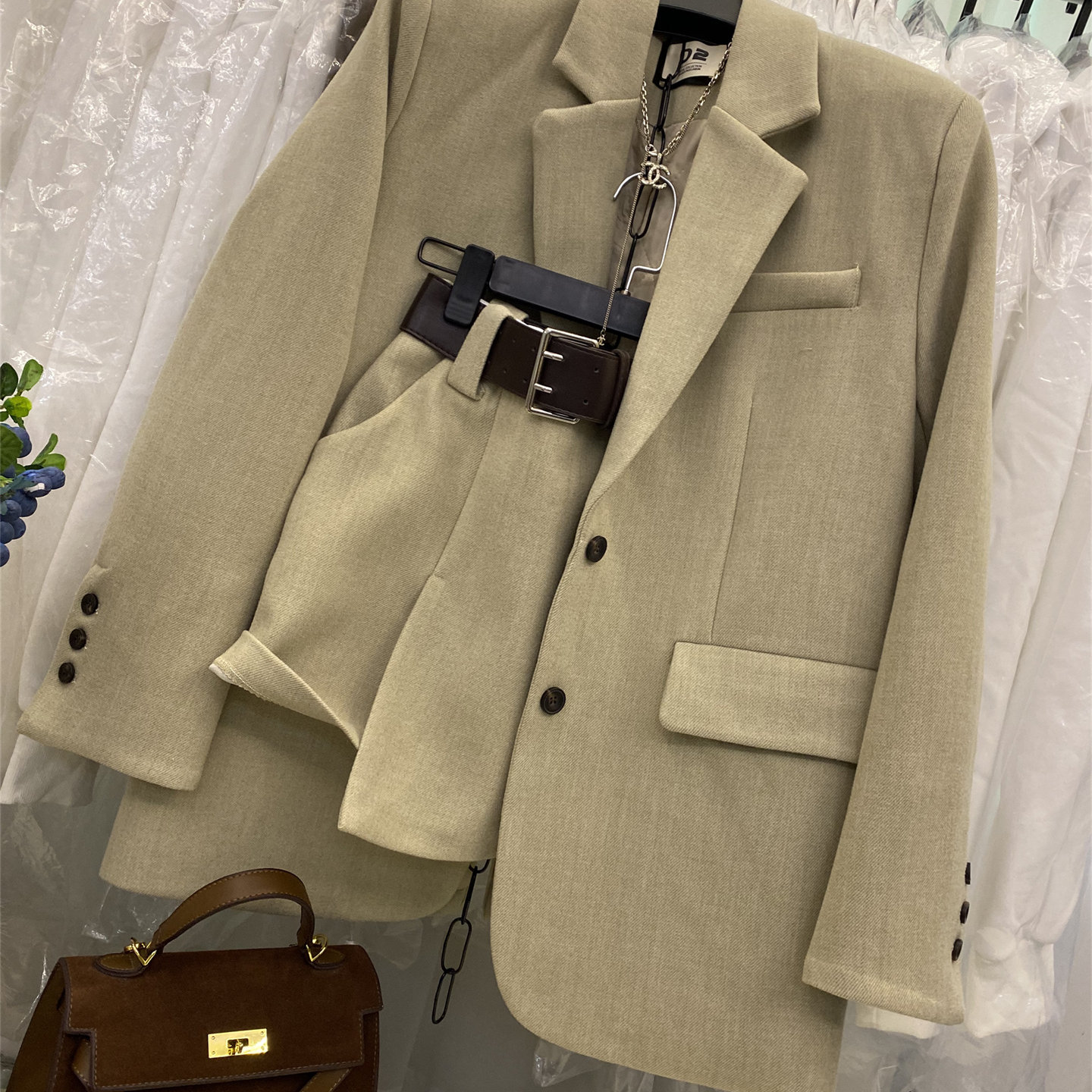 韩版新款高级感西装套装女时尚宽松加棉西服外套A字短裙两件套潮,淘宝优惠券,粉丝福利购,淘宝优惠卷