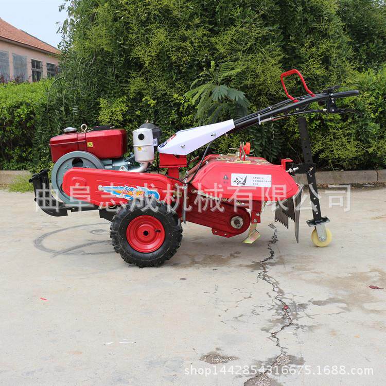 New agricultural four-wheel drive micro tillage machine orchard trenching micro tillage machine multifunctional self-propelled diesel micro tillage scarifier
