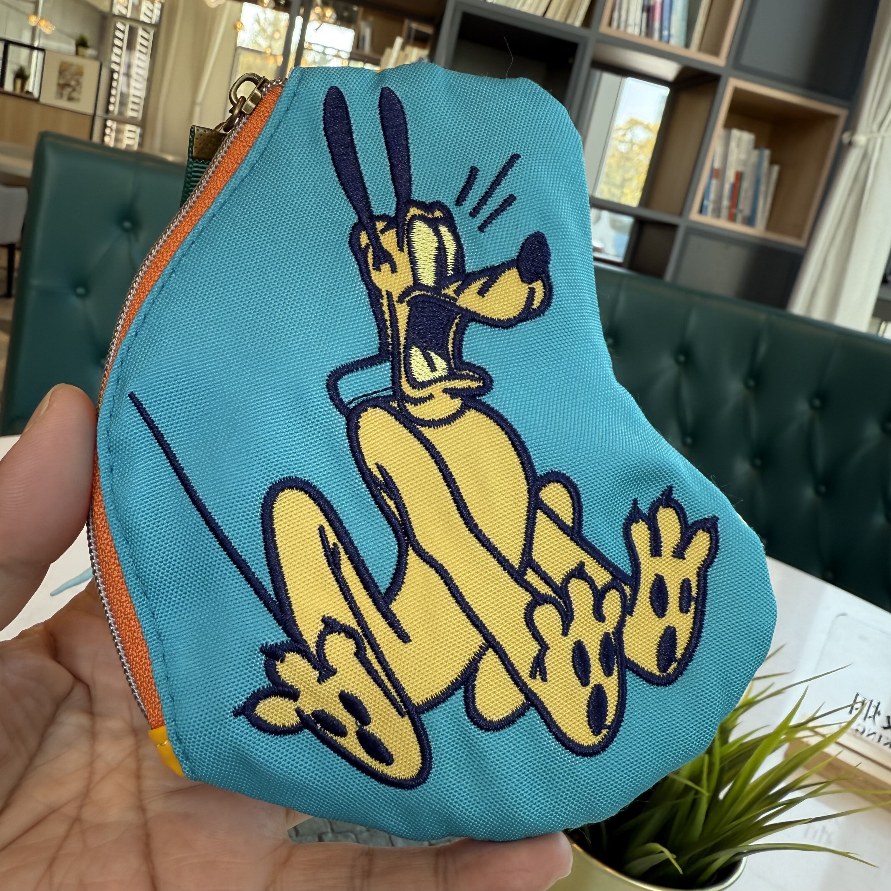 包邮日本原单可爱高飞绣零钱包手拿包收纳包耳机包,淘宝优惠券,粉丝福利购,淘宝优惠卷