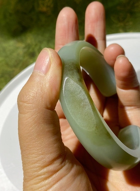 新疆和田玉籽料手镯带皮毛孔卡镯异型镯高青白