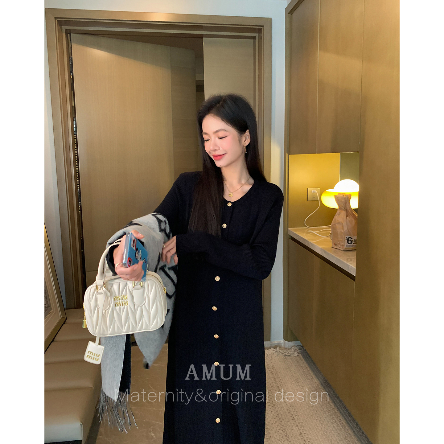 ◆AMUM孕妇装◆解锁优雅~小香风金扣气质针织长袖打底显瘦连衣裙 - 图3