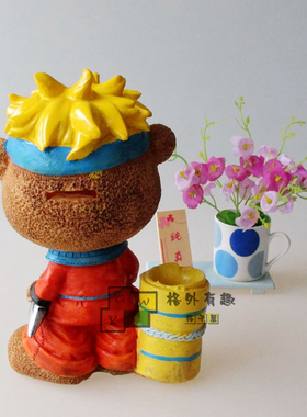 送男生创意生日礼物公仔手办笔筒