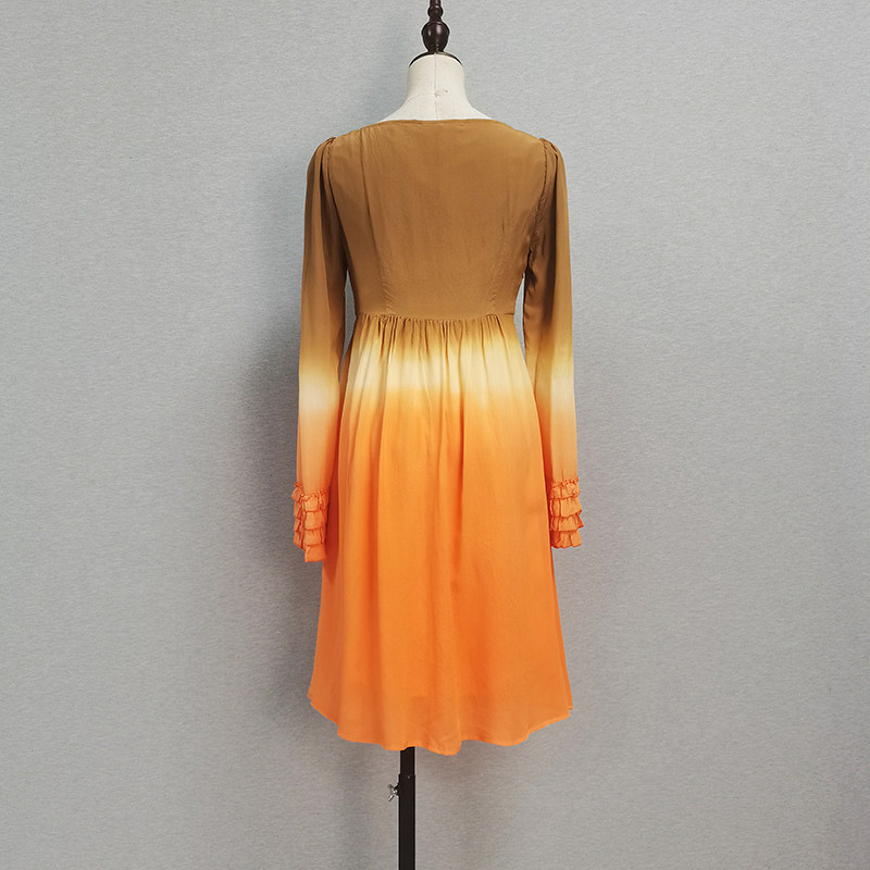 专柜正品v领真丝连衣裙女渐变色收腰修身桑蚕丝气质百搭长袖a字裙