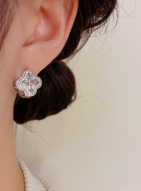 微镶四叶花耳扣女设计感高级时尚