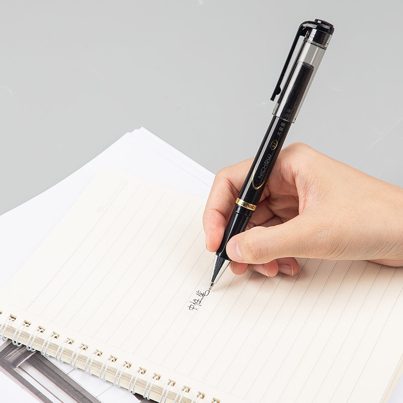 得力大容量中性笔商务男士黑色0.7子弹头拔盖粗杆碳素签字笔S148 - 图2