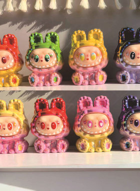 潮玩新脸树脂电镀多巴胺精品公仔