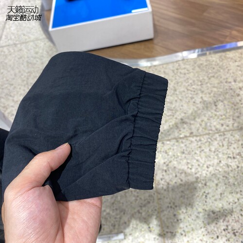 Adidas阿迪达斯男士2026新款立领运动休闲夹克外套JM1772 - 图3