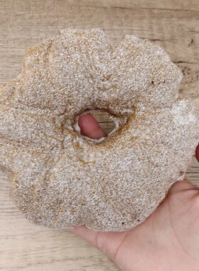 仿真黑麦假面包甜甜圈假食物模型