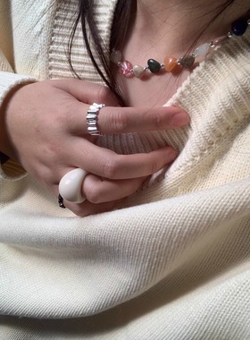 HS ｜ 树脂米白色小胖墩闭口戒指