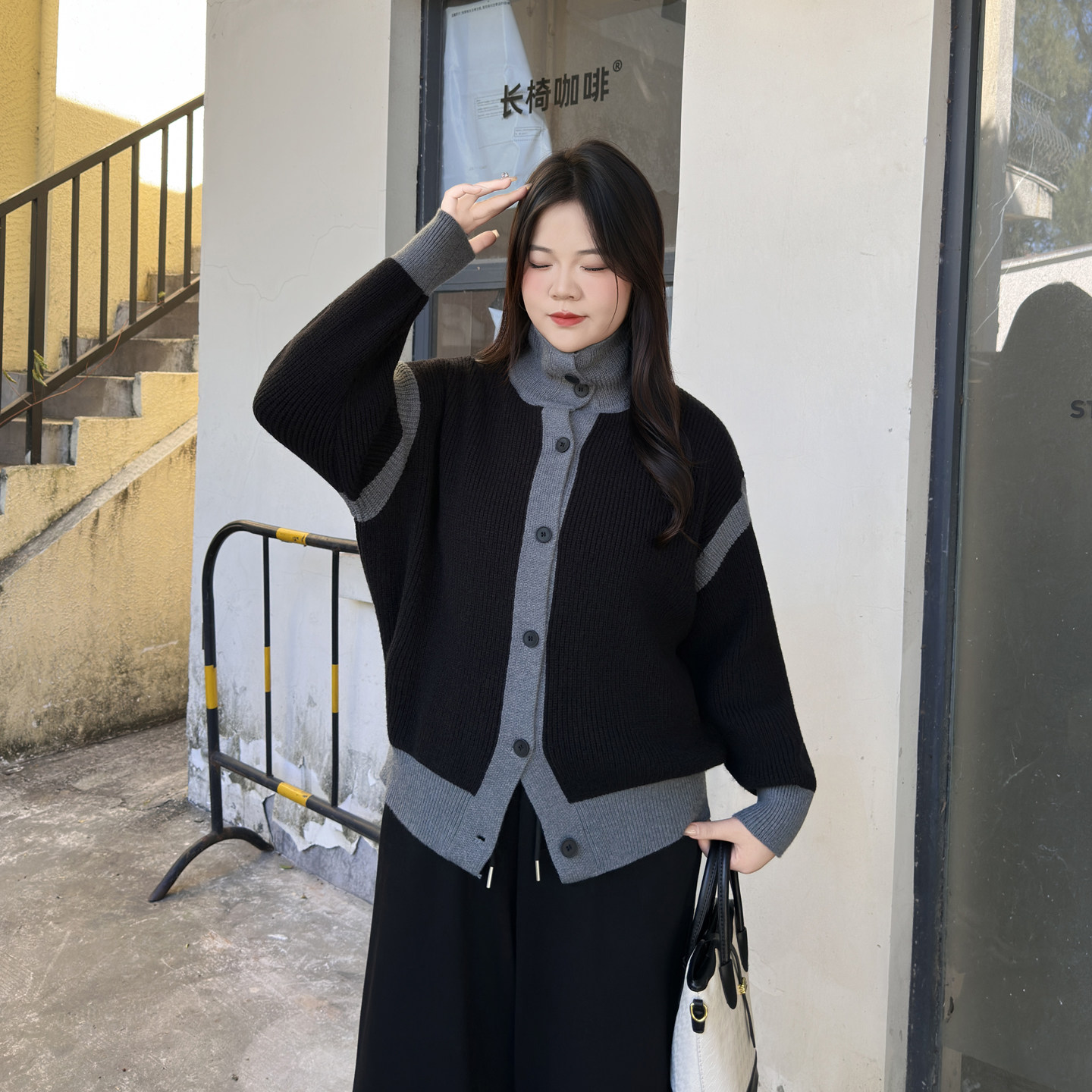 毛衣女秋冬加厚大码2025新款胖妹mm200斤高领拼色开衫针织衫外套,淘宝优惠券,粉丝福利购,淘宝优惠卷