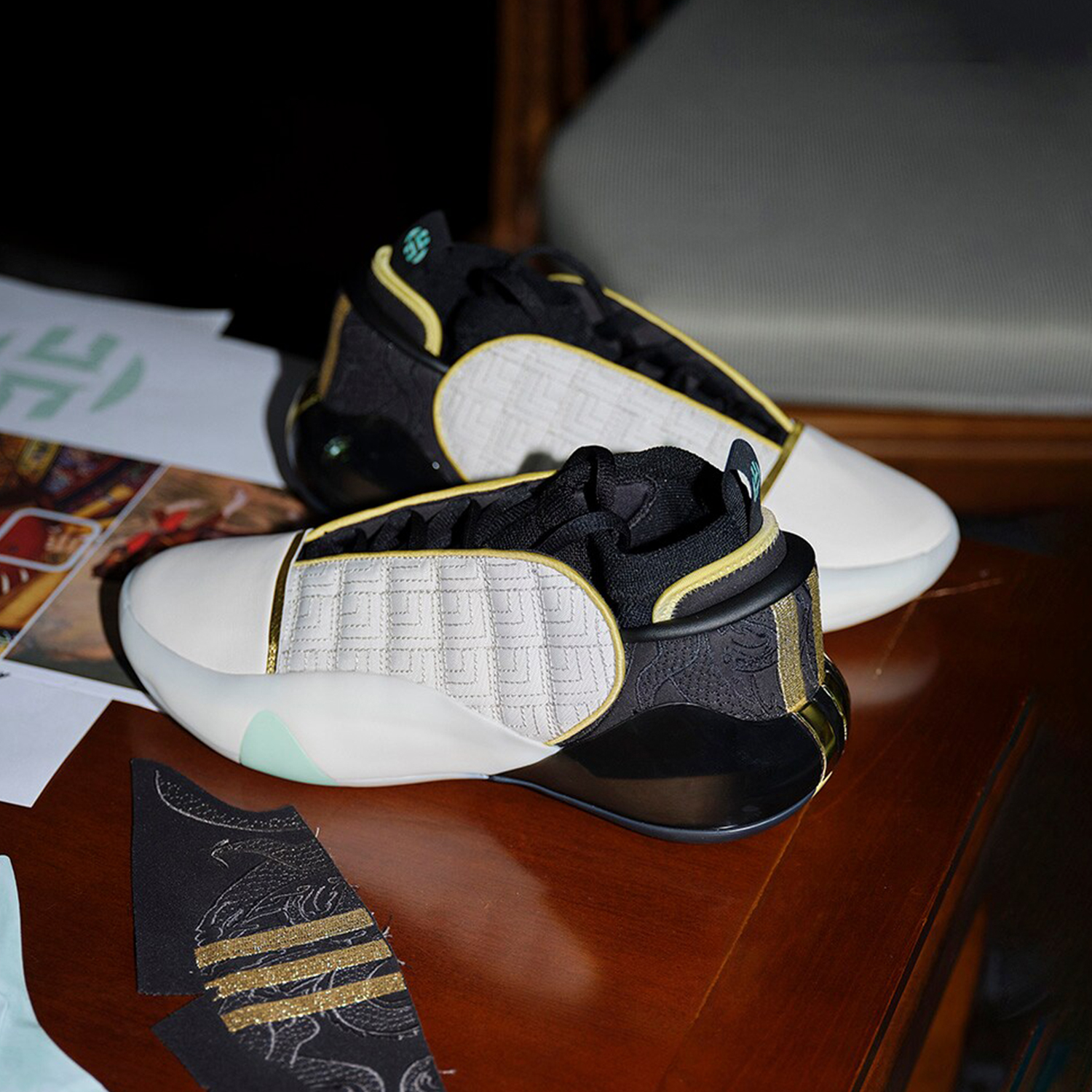 Adidas/阿迪达斯正品HARDEN VOLUME 7男士运动篮球鞋IH7516 - 图0