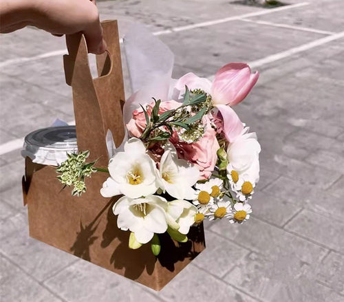 小红书牛皮纸手提打包盒咖啡花盒外带纸杯双杯提纸盒饮料奶茶外卖 - 图1
