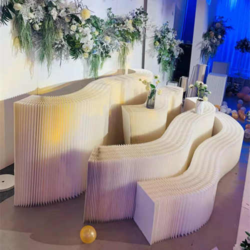 新款婚庆道具瓦楞纸折纸甜品台自由弯曲展示台蛋糕陈列架橱窗装饰 - 图2