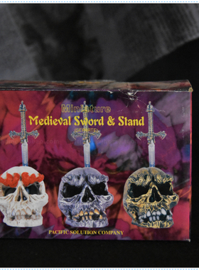 个性摆件陶瓷桌面摆件朋克