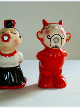 亲吻的一对情侣摆设 欧美陶瓷摆件调料瓶胡椒瓶西式餐桌装饰礼品