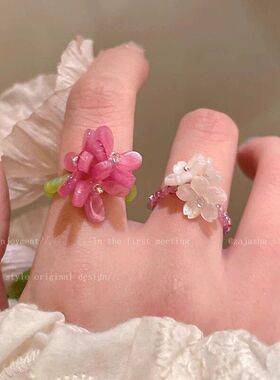 戒指戒戴紫罗兰花朵指环2026闺蜜