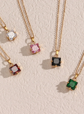 欧美INS风优雅吊饰项坠饰品小众潮流18K金不锈钢方形锆石吊坠项链