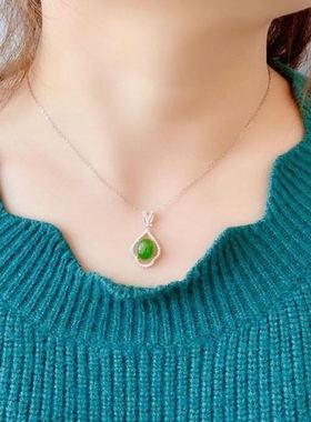 天然和田玉纯银节日吊坠项链