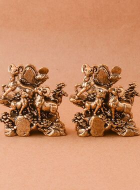 黄铜三羊开泰摆件家居办公桌面茶宠小摆件黄铜工艺品装饰落地茶宠