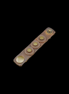 高平圆铆钉铆钉咖啡棕色牛皮戒指