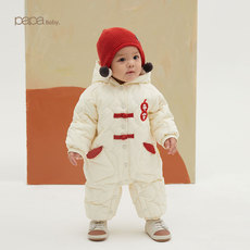 Зимние комбинезоны papa爬爬冬新款婴儿连体羽绒服男女宝宝新年外出爬服哈衣加绒拜年
