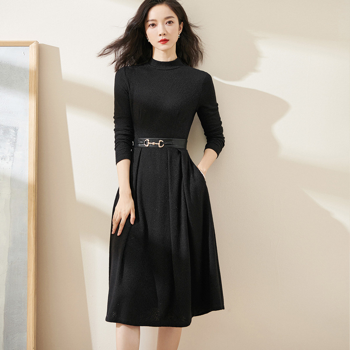 米思阳2021秋冬季新款高级修身裙子 思阳服饰连衣裙