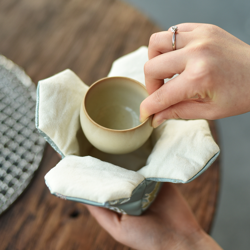 高档织锦缎夹棉加厚茶杯主人杯收纳布袋子文玩珠宝首饰饰品包装袋 - 图1