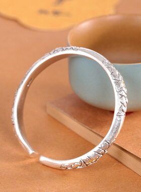 实心纯手工錾刻足银999莲花手镯