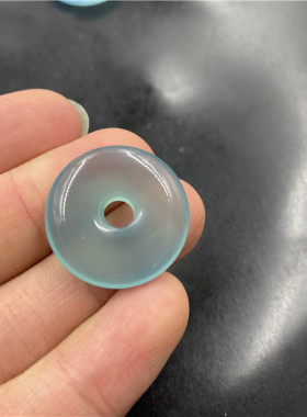 玛瑙平安扣吊坠厘米蓝玉髓挂件