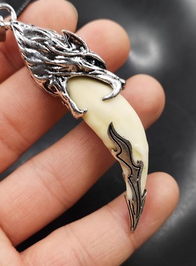 玉器纯天然吊坠藏银镶嵌