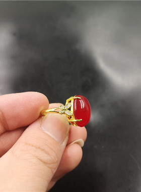 四海亮金红玛瑙可伸缩玉髓戒指