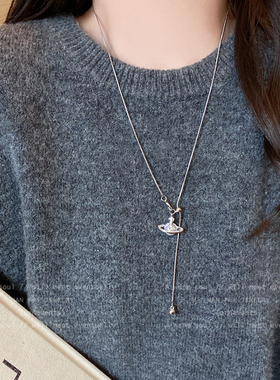 钛钢土星珍珠吊坠项链女2025新款轻奢高级感可抽拉长款毛衣链配饰