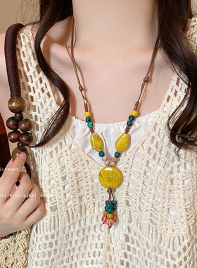 夏日多巴胺彩色陶瓷串珠项链女新中式民族风设计感长款毛衣链配饰
