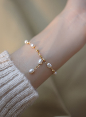 丹妮丝仙女气质小米粒人造珍珠金珠手链轻奢通勤小众设计法式