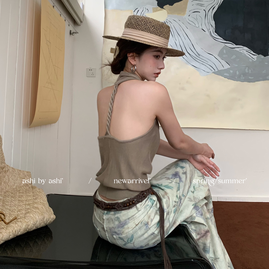 大于诗集 无人之境 纯欲风无袖背心女修身显瘦挂脖荡领针织上衣夏 - 图2