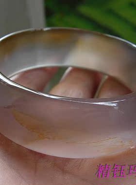 巴西玛瑙纯天然原色通透玉髓手镯