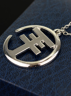 德国摇滚TokioHotel镂空毛衣链