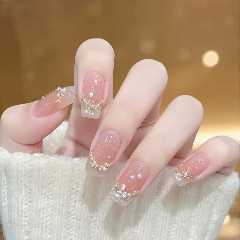 裸粉渐变碎钻美甲成品温柔气质短款方甲可拆卸假指甲贴片,淘宝优惠券,粉丝福利购,淘宝优惠卷