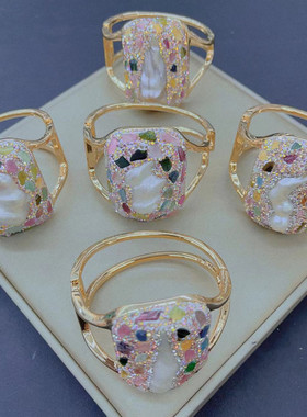 新款巴洛克手镯