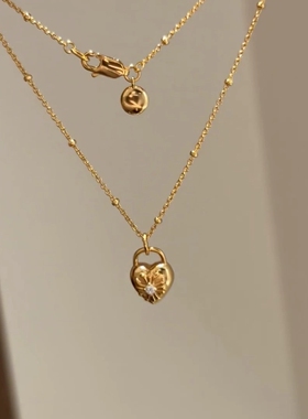 新中式熔岩纹爱心金锁吊坠项链