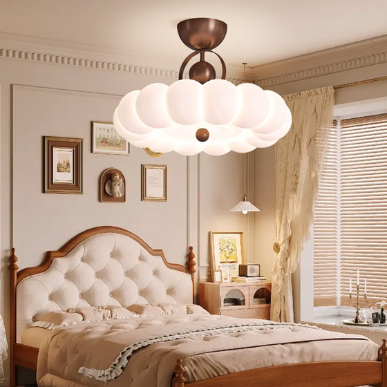 Free removal and installation of old ones! Medieval style bedroom ceiling lamp