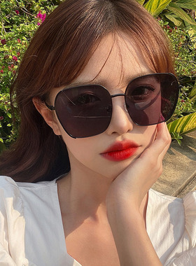 防紫外线圆形墨镜时尚潮流女显瘦