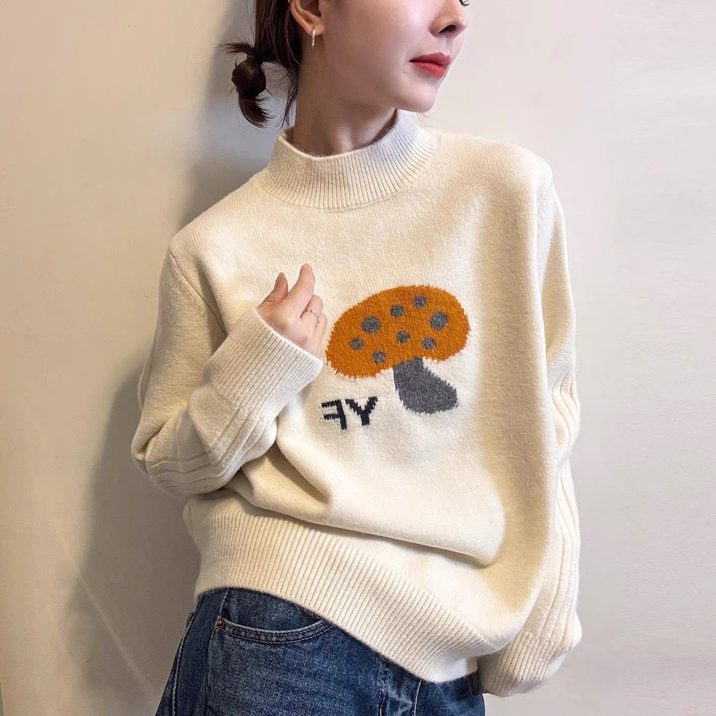 2025秋冬新款小众高级感刺绣半高领毛衣女宽松显瘦打底针织上衣潮,淘宝优惠券,粉丝福利购,淘宝优惠卷