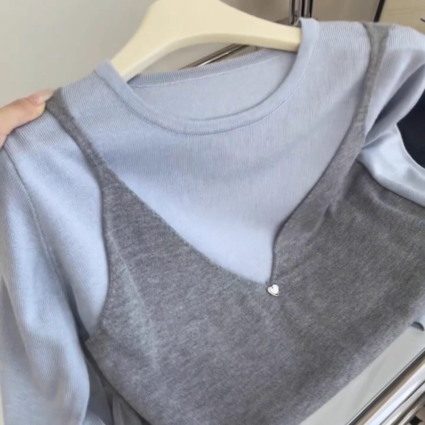 大码女装【80-200斤】假两件针织上衣女圆领长袖叠穿显瘦打底毛衣,淘宝优惠券,粉丝福利购,淘宝优惠卷