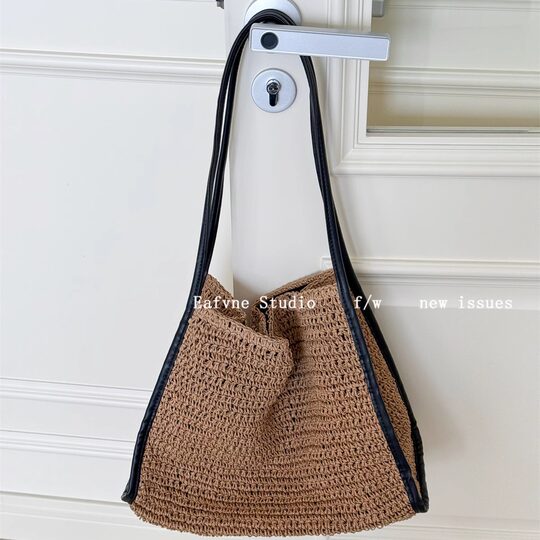 Casual daily commuter bag, travel and vacation shoulder bag