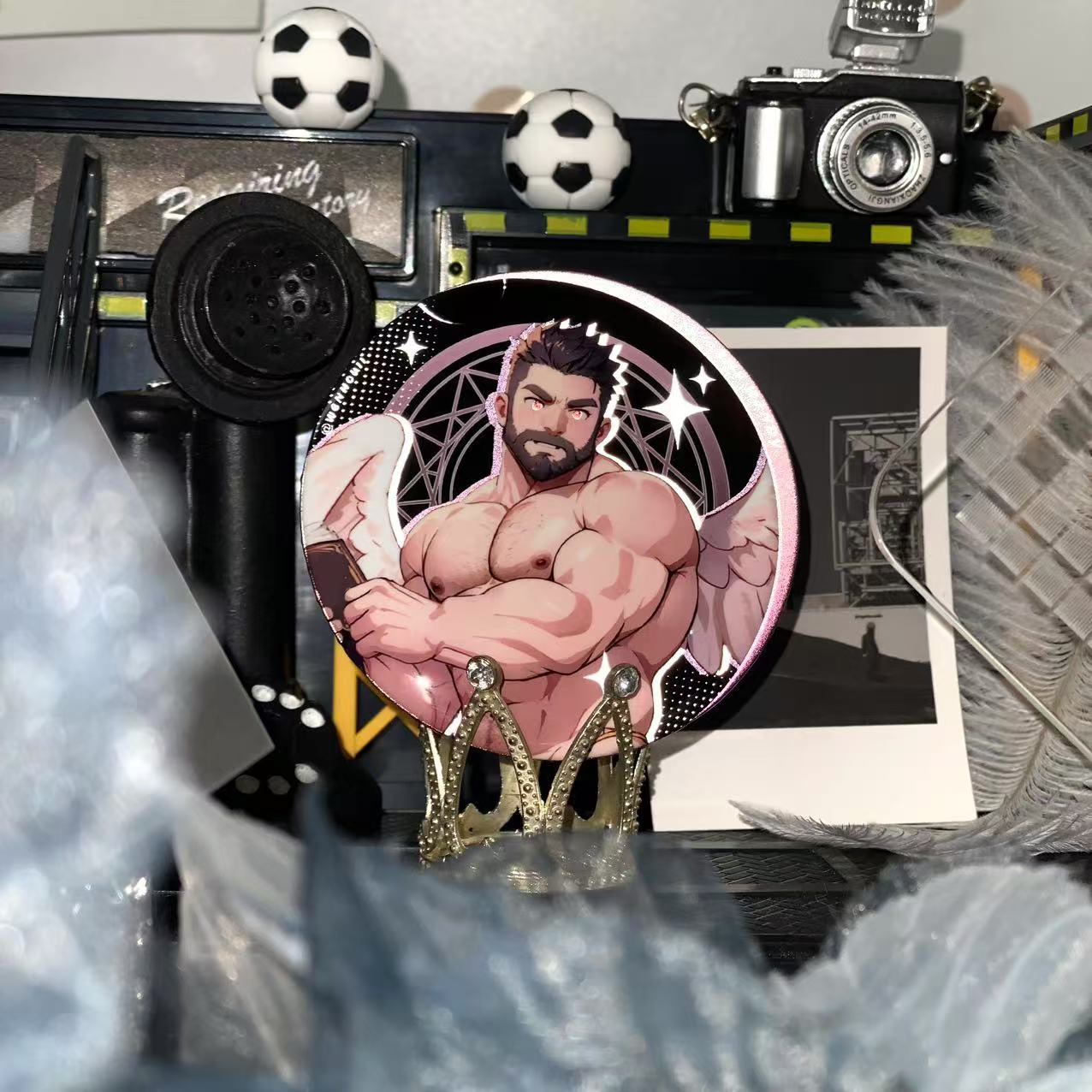 温侯十一原创正版二次元动漫谷子反光高颜值肌肉男吧唧徽章周边 - 图2