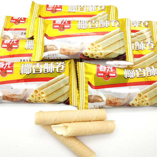 春光椰香酥卷105gX3盒海南特产椰奶椰汁夹心注浆蛋卷休闲零食小吃 - 图1