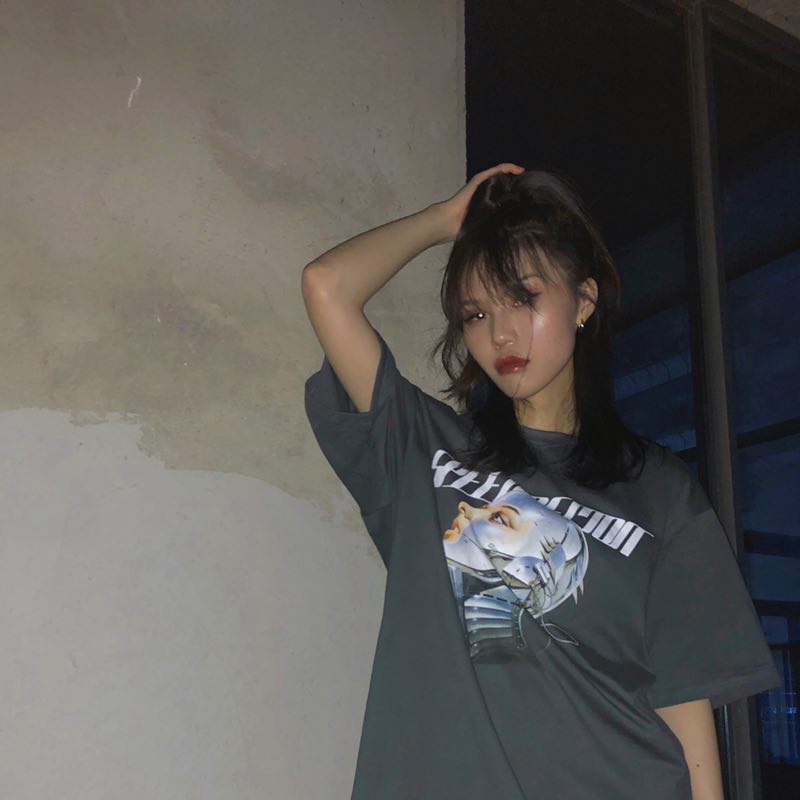 潮牌字母空山基机械小众设计情侣男女潮印花宽松 恤 T PROSPER 19SS 潮牌字母空山基机械小众设计情侣男女潮印花宽松 恤 T PROSPER 19SS