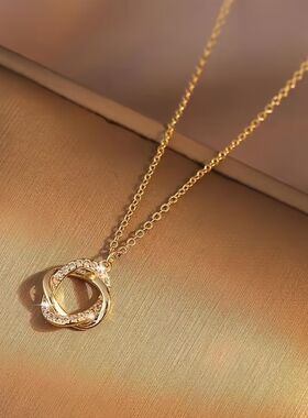 交叉镶钻圆环简约轻奢吊坠项链