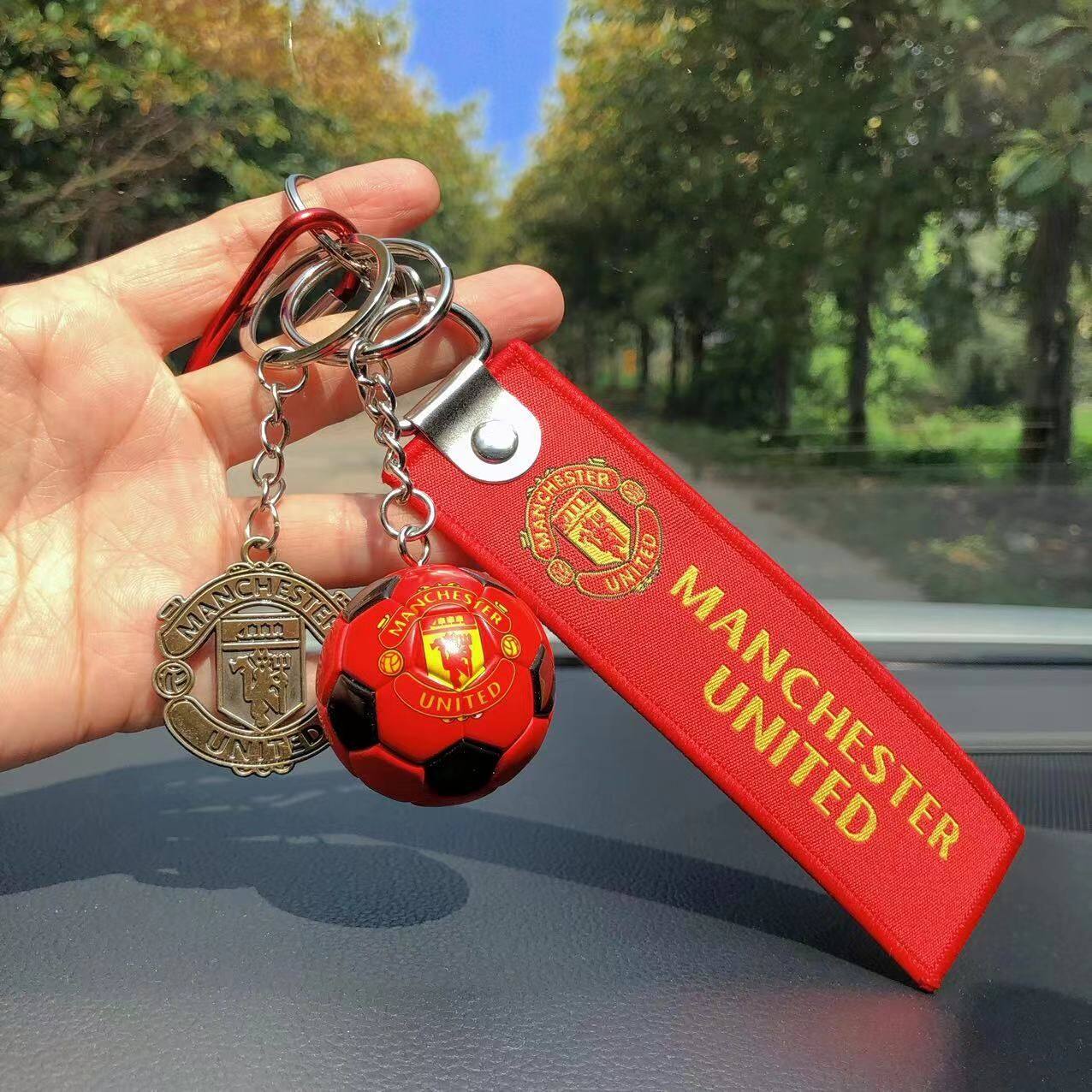 皇马利物浦尤文巴黎切尔西巴塞拜仁足球队徽套装钥匙扣小挂件纪念,淘宝优惠券,粉丝福利购,淘宝优惠卷